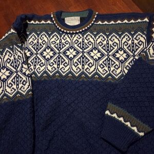 Mens Norlaender Pure New Wool Sweater Size Medium Lined Made In Norway